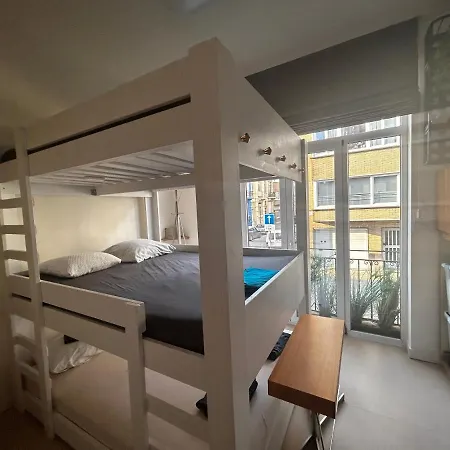 Chic Arty & Cosy 300m From Beach Apartman *